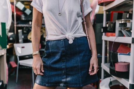 Calvin_Klein-Denim_Skirt-CK_Collection-Los_Angeles-Nick_Metropolis-Saint_Laurent_Sneakers-Pink_Bag-Outfit-Collage_Vintage--12