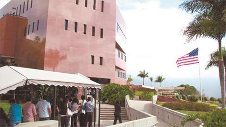 Embajada de los Estados Unidos en Caracas suspende otorgamiento de visas a partir del 18 de mayo 2016 Embajada de los Estados Unidos en Caracas suspende otorgamiento de visas a partir del 18 de mayo 2016