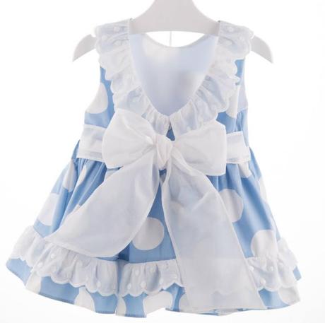 40 VESTIDOS CON LA ESPALDA AL AIRE