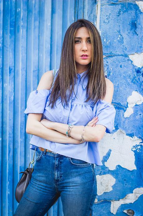 LIGHT BLUE ON DENIM BLUE LIGHT BLUE ON DENIM BLUE