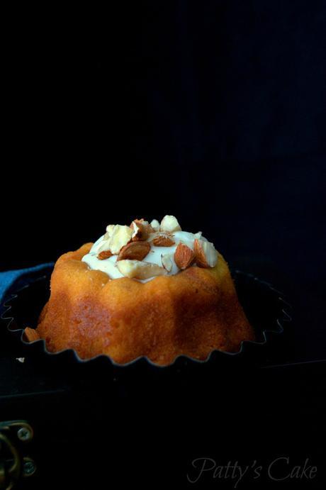 Saffron and turmeric mini bundt cakes #BundBakers