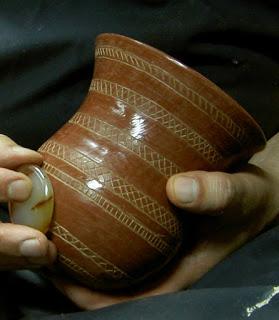 Réplicas de vasos campaniformes.