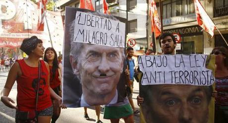 Andá a cagar, Macri Videletti