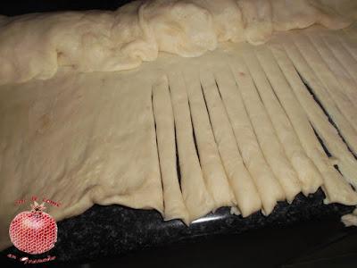 Corona rellena salada