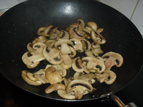 HUEVOS ROTOS AL ESTILO DE LA COCINITA DE AROA