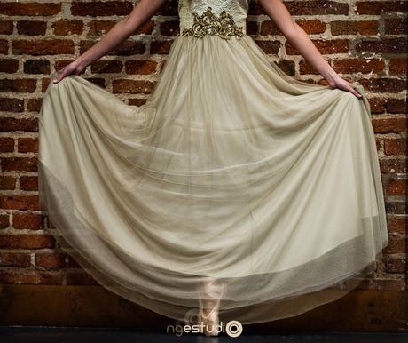 En pointe. Wedding dress