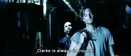 Murphy en la tercera temporada de 'The 100'