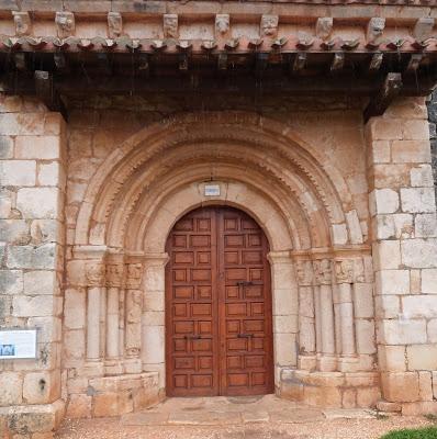 Burgos (Revilla Cabriada) IGLESIA DE SANTA ELENA