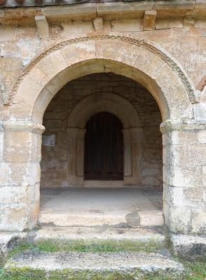 Burgos (Santibañez del Val - Barriosuso)  ERMITA DE SANTA CECILIA