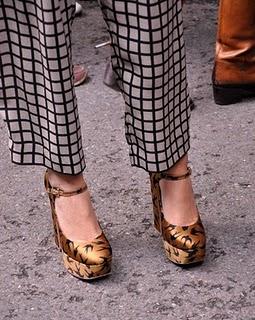 Moda callejera:  MILAN desfiles primavera/verano 2011.