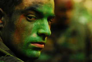 NFINITO PRESENTA EL MUNDO TRAS LA GUERRILLA EN LA SERIE “REGRESO A LA GUACA”  DIRIGIDA POR RODRIGO TRIANA