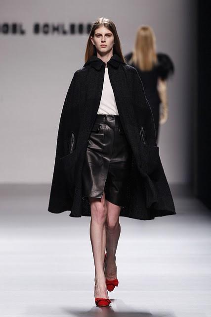 ADORO LAS CAPAS. / IN LOVE WITH CAPES.