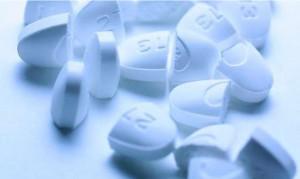 Estudio sobre medicamentos revela que partir las pastillas es una práctica peligrosa e imprecisa