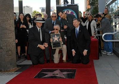 Stan Lee recibió su estrella en Hollywood