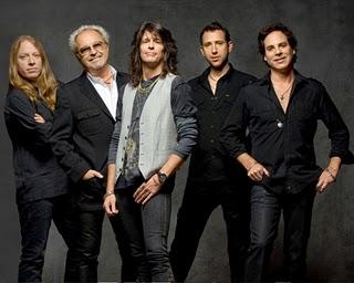 Nuevo disco en vivo de FOREIGNER