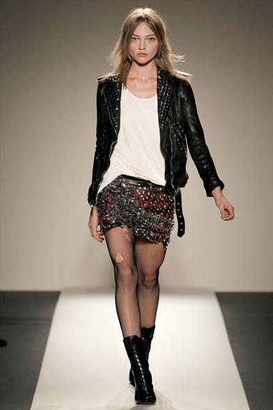 MY FIRST SALE SHOPPING.