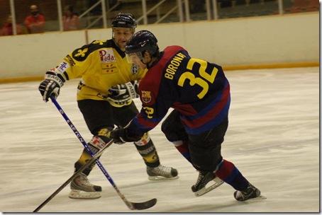 Hockey hielo: El Puigcerdà cau a casa del Barça per 7 a 6.