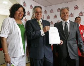 HOY SE CERRÓ LA INSCRIPCIÓN PARA ELECCIONES PRESIDENCIALES 2011 HOY SE CERRÓ LA INSCRIPCIÓN PARA ELECCIONES PRESIDENCIALES 2011