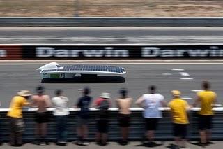 El vehículo solar más rápido del mundo: nuevo récord mundial