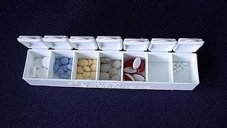 Partir los medicamentos para ajustarse al tratamiento o tragarlo con facilidad puede tener «graves consecuencias clínicas»