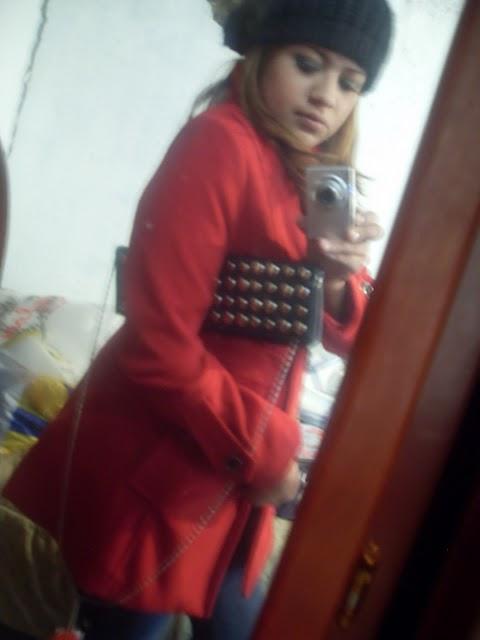 DE ROJO CONQUISTO AL MUNDO...