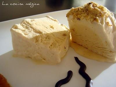 SEMIFRIO DE TURRON CON MERMELADA DE NARANJA DULCE