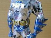 Personajes infantiles hechos material reciclado