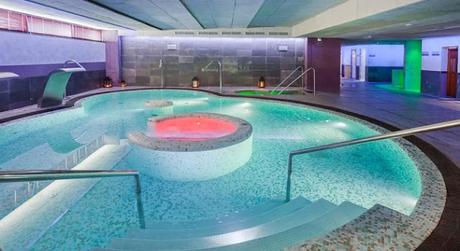 Piscinas Internas Modernas