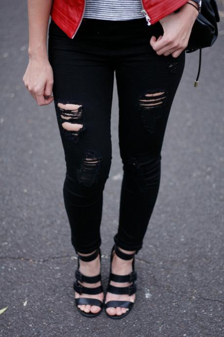 La cazadora roja, porque no siempre tiene que ser negra