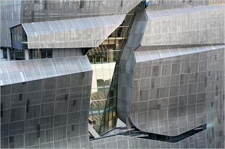 COOPER UNION BUILDING DE THOM MAYNE