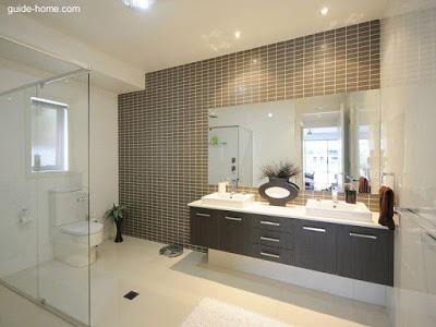 La remodelación del baño.