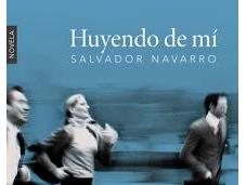 Huyendo Salvador Navarro.