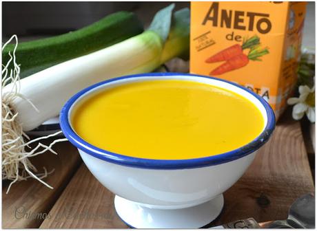 Crema de Verduras con Caldo de Zanahoria