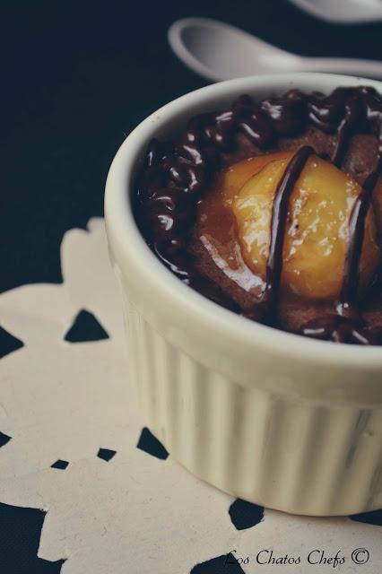 Chocolate Cheesecakes con plátano caramelizado