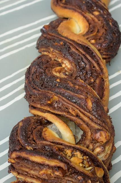 Trenza de nutella y almendra de Rapunzel