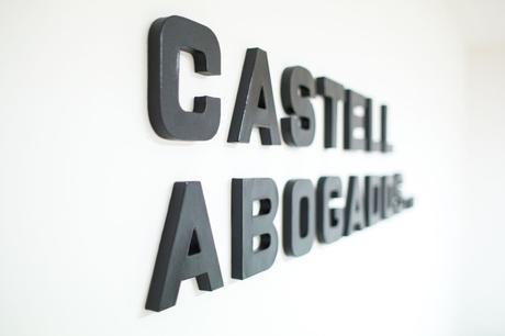 Castell Abogados presenta su nueva web e imagen corporativa