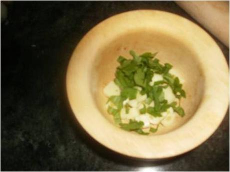 PATATAS FRITAS CON AJOS, PEREJIL Y VINAGRE