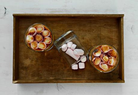 Postre de sobaos con nubes de azúcar