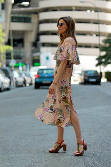 RUFLE & OFF SHOULDER