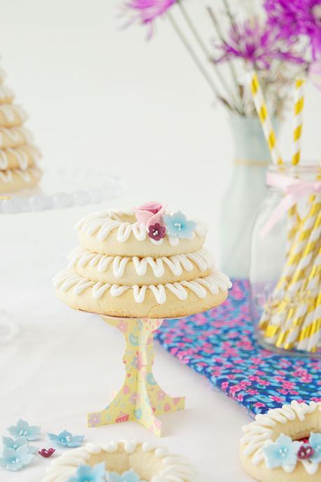 Kransekake, o una torre muy deliciosa para Rapunzel #unagalletauncuento Kransekake, o una torre muy deliciosa para Rapunzel #unagalletauncuento