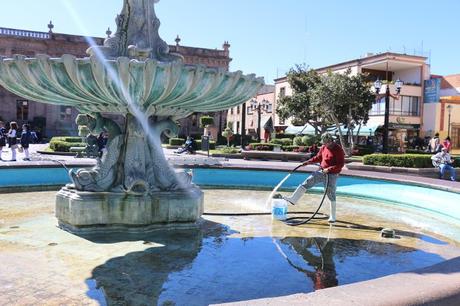 MANTENIMIENTO CONSTANTE A FUENTES DE LA CD 3