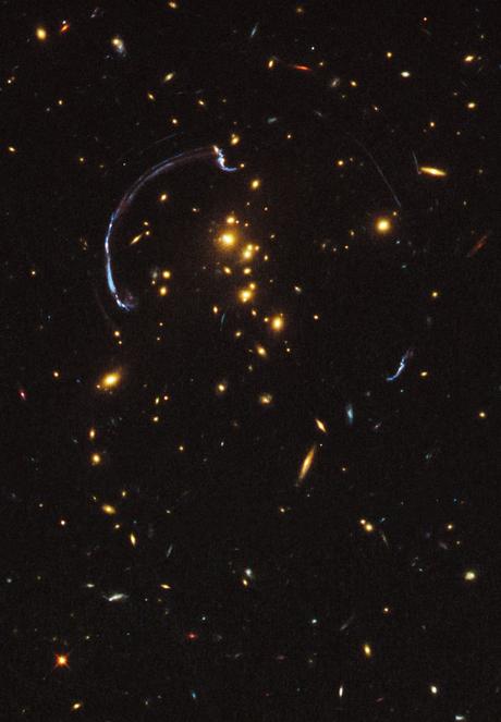 El cúmulo de galaxias RCS2