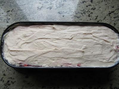 Tiramisú de coulis de fresa