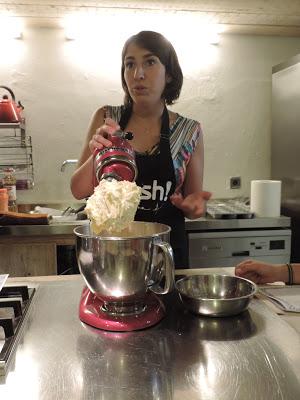 Taller de cupcakes con Smash y Alma Obregón
