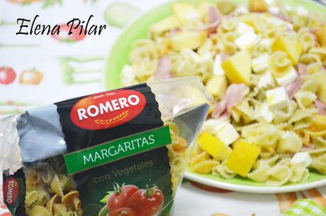 Ensalada de pasta con manzana, queso y beicon