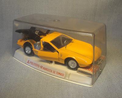 De Tomaso Mangusta a escala