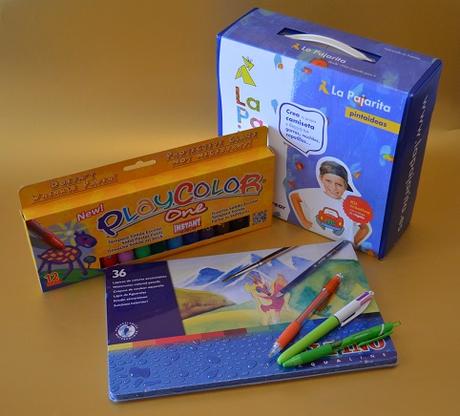 Un regalo con MATERIAL ESCOLAR