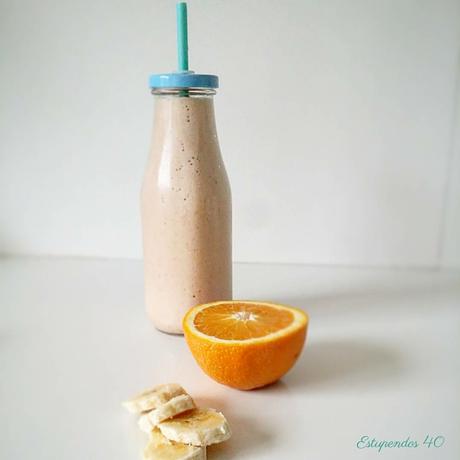 Smoothie de naranja y plátano