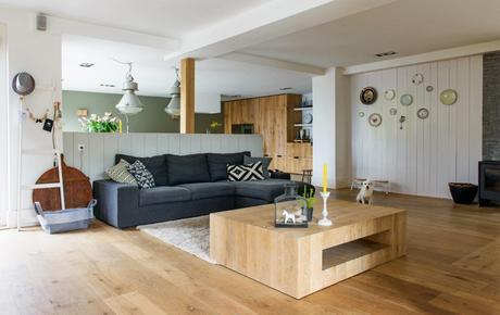 Casa natural con mezcla de texturas Casa natural con mezcla de texturas