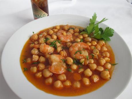 GARBANZOS CON LANGOSTINOS